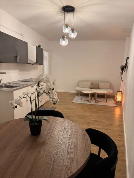Möblierte 2-Zimmer-Wohnung im Herzen von Friedrichshain auf der Boxhagener Straße — photo 1